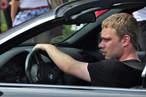 Водителей BMW признали самыми агрессивными