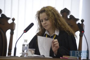 Во время перерыва свидетель общался с сыном убитого соратника