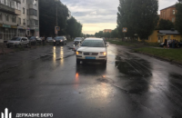 Суд арестовал полицейского, ​сбившего на служебном авто 10-летнего мальчика в Конотопе