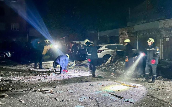 Головне за ніч та ранок середи, 18 жовтня: удари по Запоріжжю та Дніпру, 69 бойових зіткнень