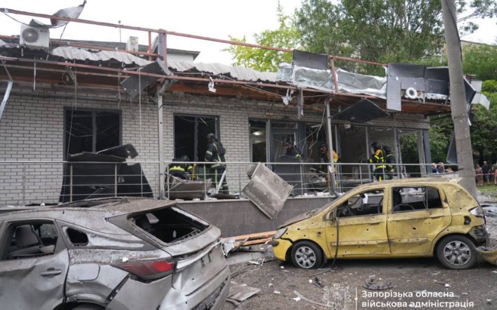 Росіяни атакували багатоповерхівку в Запоріжжі (оновлено)