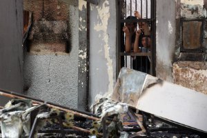 ​Из тюрьмы на острове Суматра бежали 150 заключенных