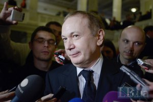 Миндоходов: Иванющенко и Абрамов нелегально разливали водку