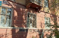 Росіяни обстріляли Херсон: є влучання в бібліотеку, поранений чоловік