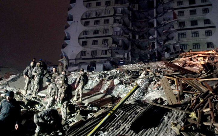 Головне за ніч. Понеділок, 6 лютого