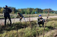 Гвардійці та прикордонники проводять на кордоні з Білоруссю спільну операцію