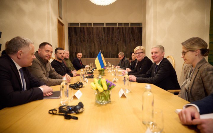 Зеленський зустрівся з прем'єром Литви і керівництвом парламенту