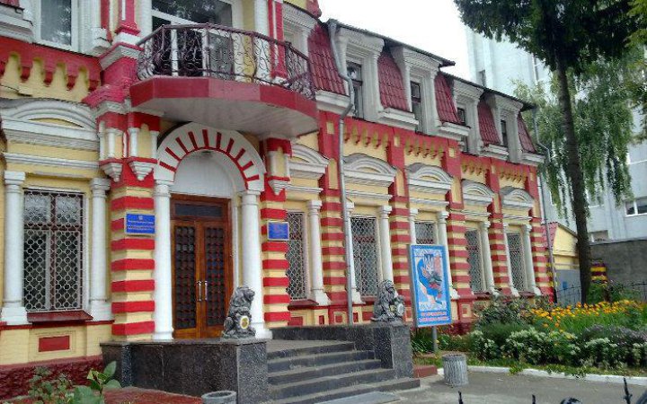 ​Хмельницький військкомат прокоментував інцидент зі своїми працівниками, які спробували забрати чоловіка з лікарні 