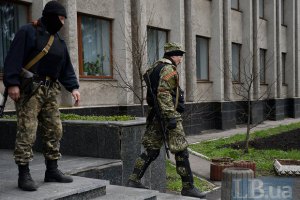 В Славянске сепаратисты похитили трех иностранных журналистов