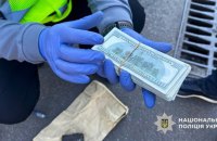 У Києві затримали чоловіка, який обіцяв влаштувати ухилянта військовим капеланом