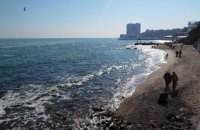В Одессе погибла девушка, которую волна смыла с пирса
