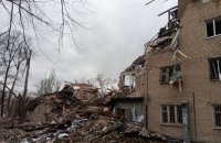 В Авдіївці дістали з-під завалів тіло комунальника, який загинув 30 квітня