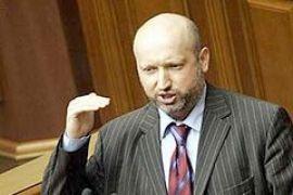 Турчинов уверен, отставка Луценко сфальсифицирована