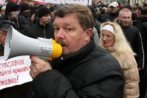 Лидеров белорусской оппозиции сняли с поезда в Москву