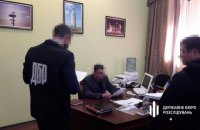 ДБР звинуватило полковника поліції в замаху на вбивство через три роки після інкримінованого злочину
