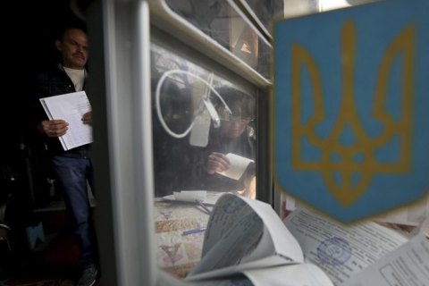 У поліцію до 19:00 надійшло понад тисячу повідомлень про порушення на виборах