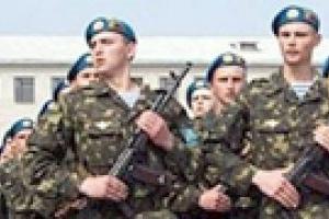 Украинскую армию покидают контрактники