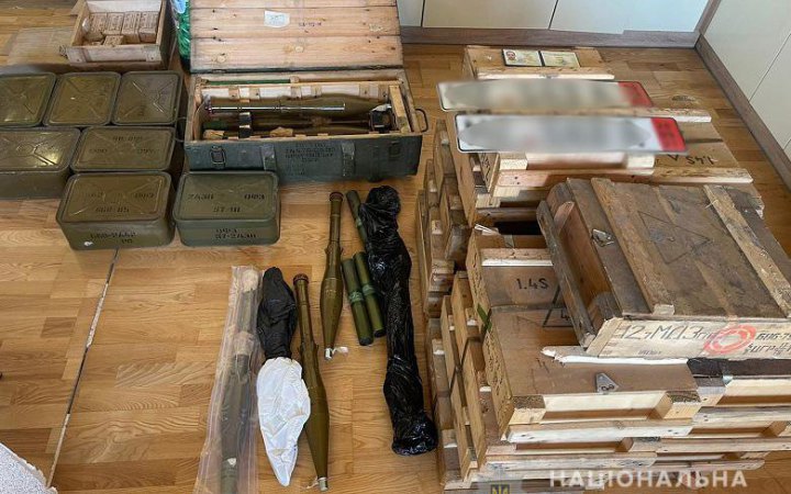Полиция изъяла у жителя Киевщины арсенал оружия