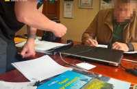 Посадовця дорожньої служби Львівщини підозрюють у нецільовому використанні 94 млн грн