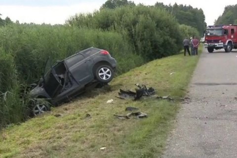 У Польщі мікроавтобус з українцями потрапив у ДТП, є загиблий (оновлено)