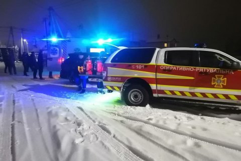 В Киевской области девятилетняя девочка на санках напоролась на металлический прут