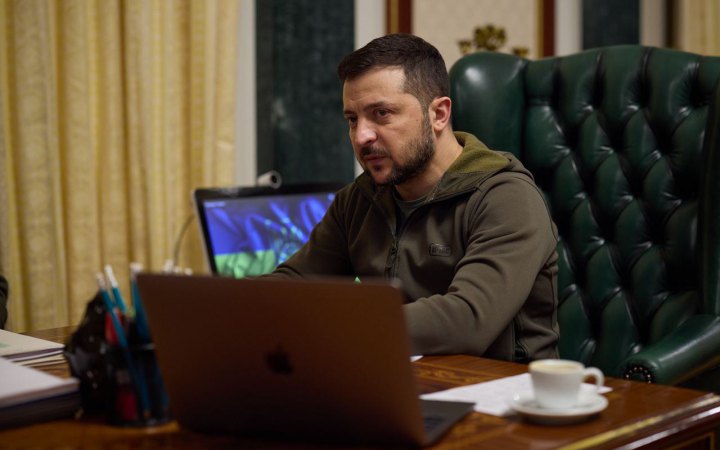 Зеленський і Санду обговорили падіння уламків російської ракети на територію Молдови