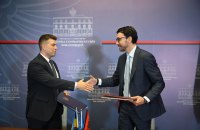 Україна та Албанія запроваджують «транспортний безвіз»