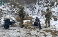 В Черновицкой, Харьковской и Сумской областях СБУ задержала дельцов, переправлявших нелегалов через границу