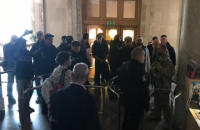 Директор ДБР вирішив скаржитися в поліцію на прихильників Порошенка