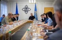 РНБО і бізнес працюватимуть над захистом складів і логістики від російських обстрілів