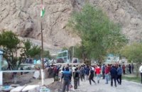 Кыргызстан заявляет об обстреле жилых домов таджикскими военнослужащими