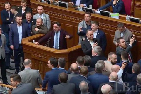 "Слуга народа" не будет продлевать мораторий на продажу земли