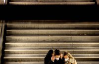 COVID-19 існує, і пандемія не скінчилась. Що й досі важливо знати про коронавірусну хворобу 
