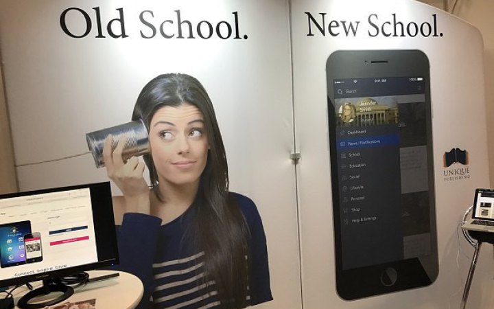У британському парламенті пропонують заборонити смартфони для дітей до 16 років