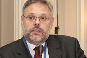 "Северный поток" изменит акценты в украино-российских отношения, - Хазин