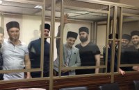 В России троих фигурантов дела "Хизб ут-Тахрир" доставили в суд с температурой 
