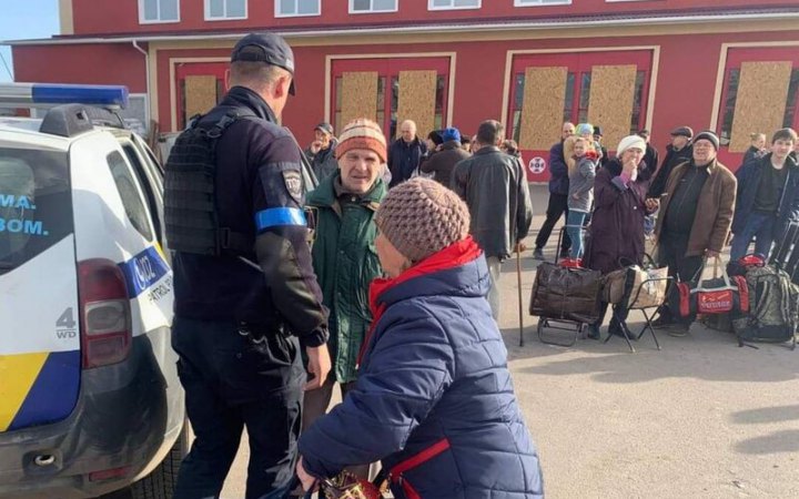 Обстрелы Горского в Луганской области не прекращаются в течение суток, эвакуации ждут три автобуса