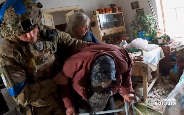 26 людей і собаку евакуювали "Білі янголи" із Авдіївського напрямку