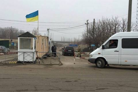 Украина перенесет пункт пропуска на границе с РФ в Меловом