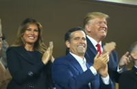 Трампа освистали на бейсбольном матче в Вашингтоне