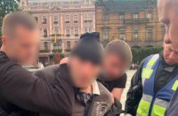 Чоловіка з ножем, якого затримали на акції у Львові, помістили до спецлікарні