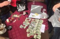 Прокурора из Дрогобыча поймали на попытке дать взятку полицейским