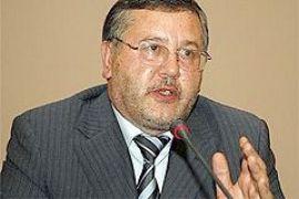 Гриценко требует от МВД остановить подкуп избирателей