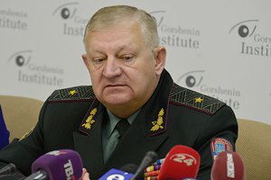 У Генштабі анонсували відведення артилерії (оновлено)
