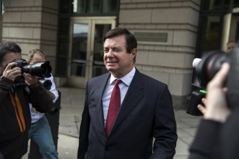 Манафорт визнав себе винним у змові проти США
