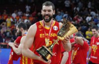 Газоль стал вторым игроком в истории, кто в один год выиграл плей-офф НБА и чемпионат мира