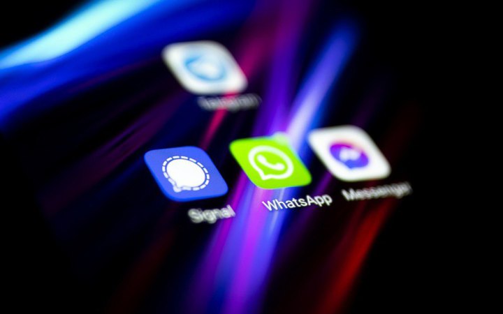 Розвідка Нідерландів попередила, що російські хакери зламують WhatsApp і Signal чиновників