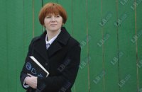 Янукович уволил Чепак с должности пресс-секретаря президента