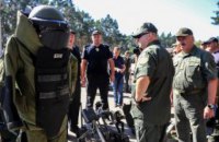 Турчинов: Нацгвардия будет жестко пресекать попытки сорвать выборы президента и Рады