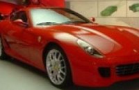 Президент Ferrari выставил на аукцион личный суперкар